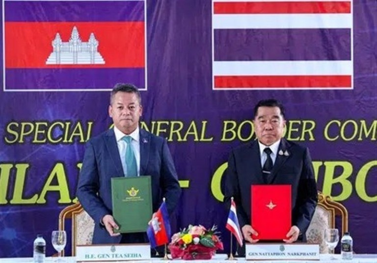 تایلند و کامبوج با آتش‌بس موافقت کردند