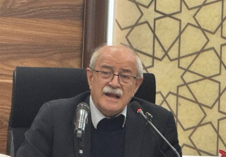 دبیرکل تجمع جهانی حمایت از گزینه مقاومت: باید در همه میادین برای مقابله با دشمن آماده باشیم