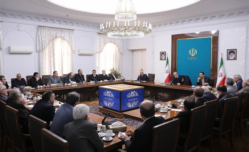 ۴ تصمیم مهم دولت و مجلس برای حمایت از بازار و فعالان اقتصادی