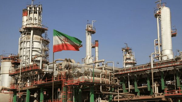 اختلاف دو غول نفتی جهان بر سر آمار تولید نفت ایران