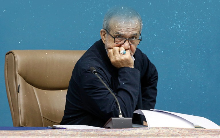 انتقاد تند یک اقتصاددان حامی پزشکیان از سیاست های اقتصادی دولت