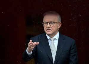 آلبانیز: ادعای نتانیاهو بی اساس و خطرناک است