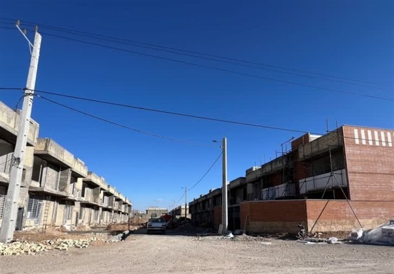 هدف امضای ۴۰۰ هزار قرارداد مسکن کامل محقق نشد