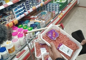 نهاده‌های دامی بدون تغییر قیمت تا پایان سال توزیع می‌شود