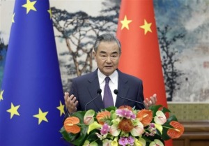 درخواست چین از اتحادیه اروپا برای حل اختلافات از طریق گفت‌وگو