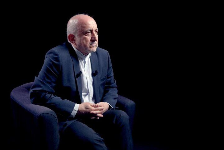 ریشه اصلی نارضایتی‌های اقتصادی تحریم‌هاست / رفع تحریم‌ بهترین کمک به جوانان ایرانی است