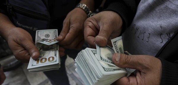 قیمت دلار و یورو تک نرخی شد