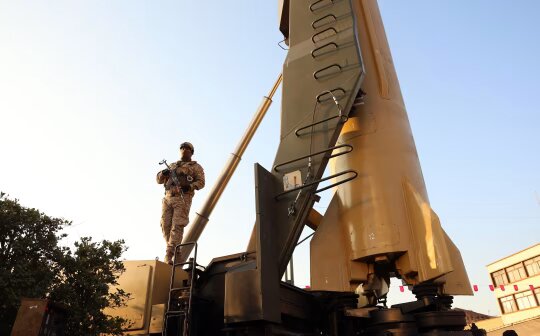 گزارش وال استریت ژورنال از توان موشکی ایران/«پاسخ ایران به آمریکا مرگبار خواهد بود»