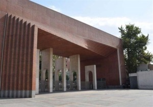 حمله به سایت دانشگاه صنعتی شریف/ تداوم حضوری‌بودن کلاس‌ها