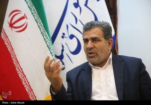 بابایی: سفر برخی از مدیران به خارج از کشور مشکوک است