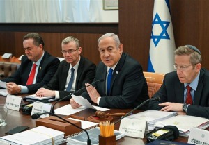 معاون محمود عباس: مصوبه اسرائیل تمامی توافقات پیشین را نابود می‌کند