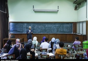 استقبال گسترده نخبگان از فراخوان جذب اعضای هیئت علمی سال ۱۴۰۴