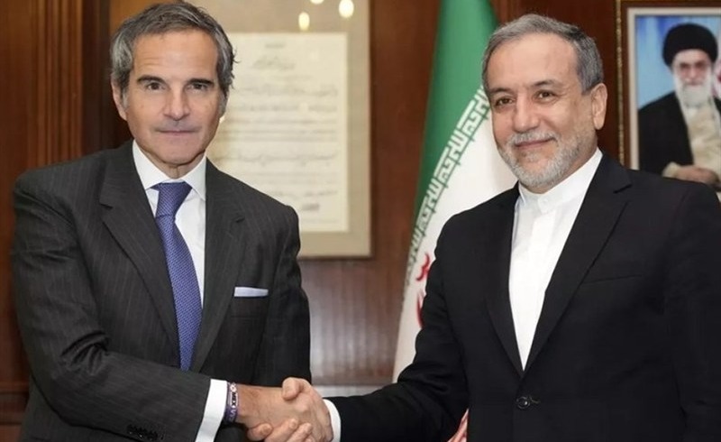 رایزنی گروسی با عراقچی درباره تحولات مرتبط با مذاکرات ایران-آمریکا