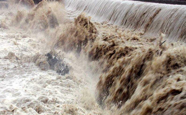 سالی ۳۰۰ میلیارد مترمکعب آب باران هدر می رود
