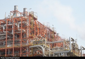 قیمت خوراک پتروشیمی‌ها و سوخت صنایع بورسی منتشر شد