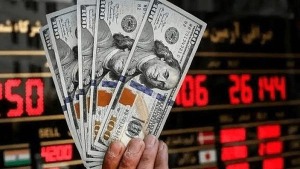 تعدیل انتظارات تورمی عامل اصلی افت قیمت دلار