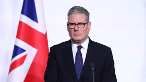 نخست‌وزیر انگلیس: کنار نمی‌کشم