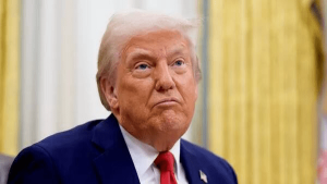 اعتراف سناتور آمریکایی؛ دولت ترامپ فاسدترین دولت تاریخ آمریکا