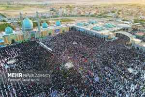 اجتماع میلیون‌ها عاشق امام زمان(عج) در جمکران؛ قم یکپارچه «مهدوی» شد