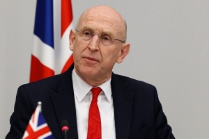 تلگراف: وزیر دفاع انگلیس نامزد احتمالی برای جانشینی استارمر است