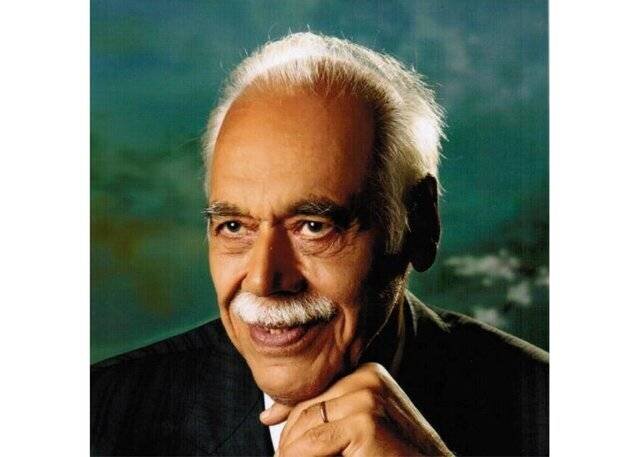 معمار دستور زبان فارسی در کتاب‌های درسی درگذشت