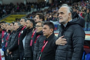 نبی: مباحث رسانه‌های معاند در مورد بازیکنان تیم ملی کذب است