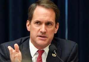 نماینده کنگره: دولت ترامپ هیچ توجیهی برای جنگ فاجعه‌بار ندارد