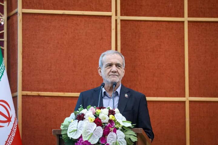 پزشکیان در سفر به استان گلستان: مردم ایران گول بیگانگان را نمی‌خورند