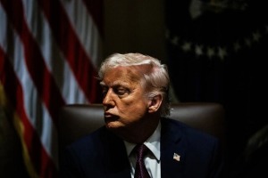 چرا ترامپ دیپلماسی را به جنگ ترجیح داد؟