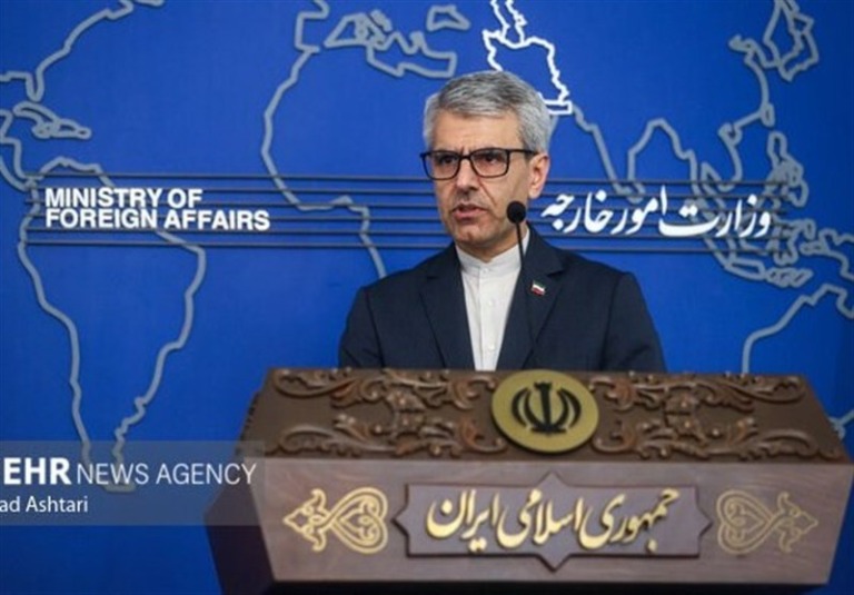 بقایی: ایران نگهبان تنگه هرمز است