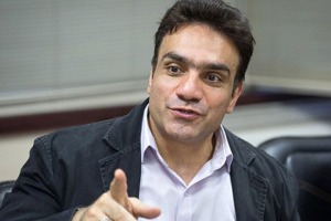 حضور در میدان تکلیف همه است؛ مسئولیت سنگین هنرمندان در برهه‌های حساس