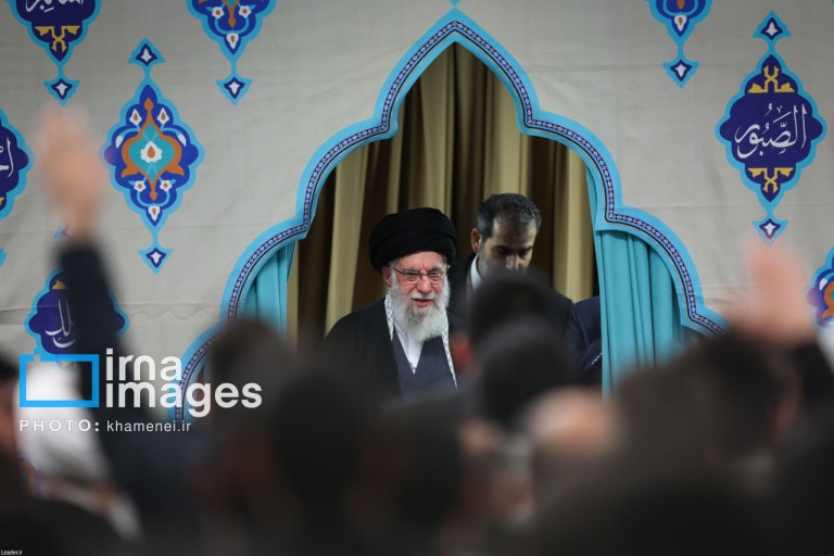 سبک زندگی رهبر شهید انقلاب؛ الگویی برای مسئولان و مردم