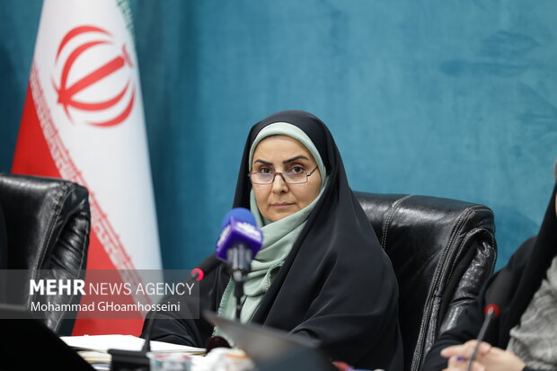 صادق: ترخیص و جابه‌جایی کالاهای اساسی در بنادر بدون وقفه ادامه دارد