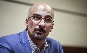 اگر نمی‌توانید از منشور دفاع کنید، استعفا دهید