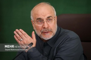 خیابان را رها نکنید؛ موشک، خیابان و تنگه گلوی دشمن را فشرده است