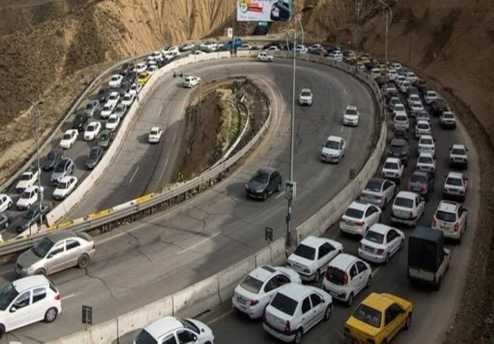ترافیک سنگین در جاده چالوس و آزادراه تهران-شمال