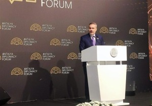 معتقدم که مذاکرات بین ایران و آمریکا تمدید می‌شود