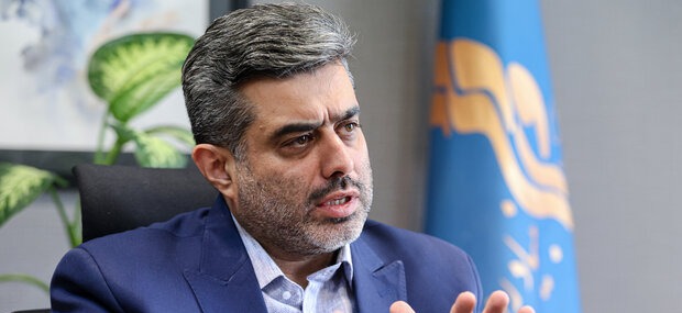 روایت آقای مدیر از «شوک‌های بزرگ»؛ هنرمندان را با عملکردشان قضاوت کنیم