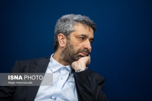 خیلی‌ کوچک‌ترها خود را در دعوای بزرگان رها نکنند