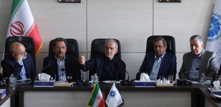 نشست پزشکیان با اعضای اتاق بازرگانی