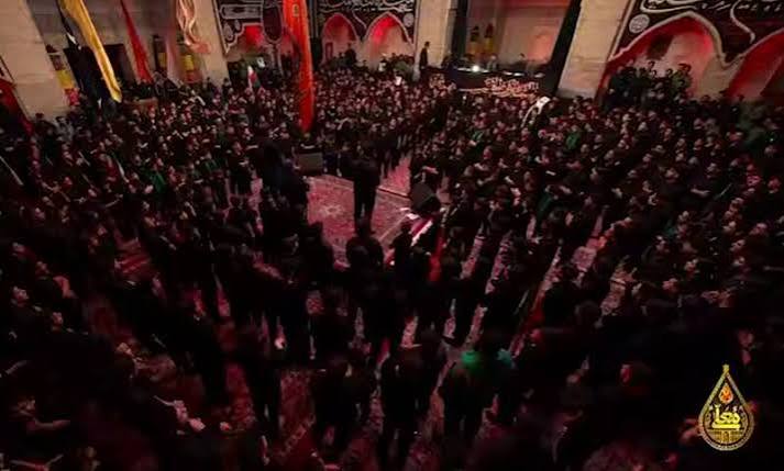 جمع‌خوانی نوجوانان یزدی در حسینیه معلی