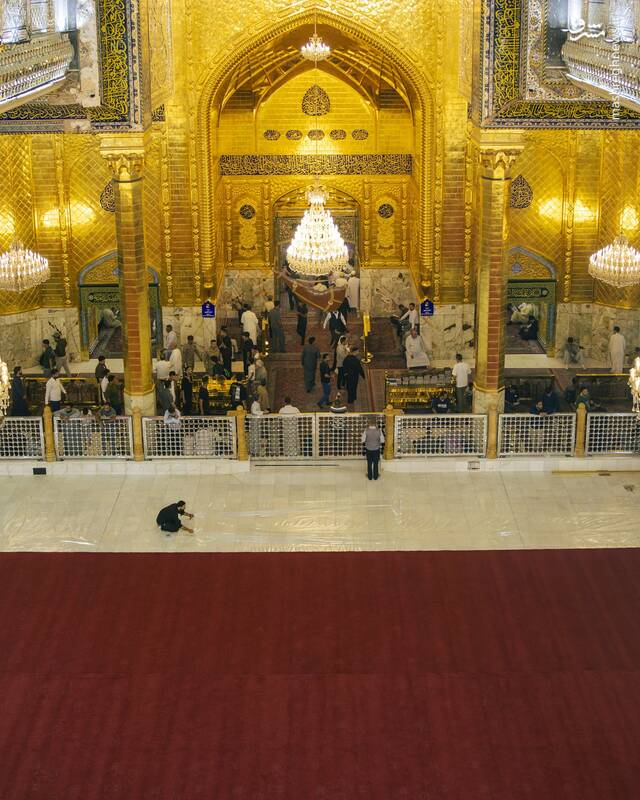 حرمین کربلا قرمزپوش شد