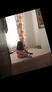 دلتنگی و صحبت دختر با پدر شهیدش