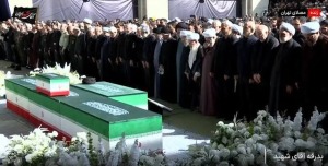 اقامه نماز بر پیکر امام شهید انقلاب توسط آیت‌الله سبحانی