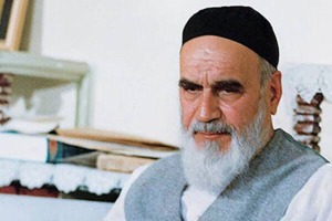 امام خمینی :ای غرب زده ها به خودتان بیایید!