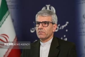 اجازه نمی‌دهیم آمریکا تعیین کننده زمان جنگ و صلح باشد