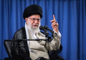 خطاب به آن دسته از افرادی که می‌گویند که حالا جنگ شده است جان فداهارو به جنوب بفرستید