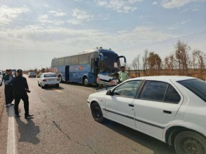 تصادف مرگبار پژو ۴۰۵ با اتوبوس در محور دهلران–اندیمشک