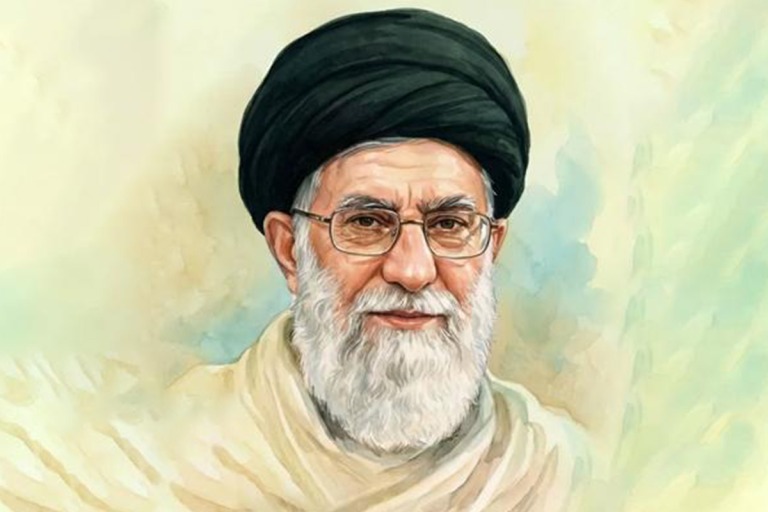 عشق به رهبر، محجبه و بی‌حجاب نمی‌شناسد