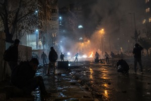مراقب فرزندانتان در جنگ شهری باشید